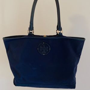 [Tory Burch] Navy Shoulder Tote